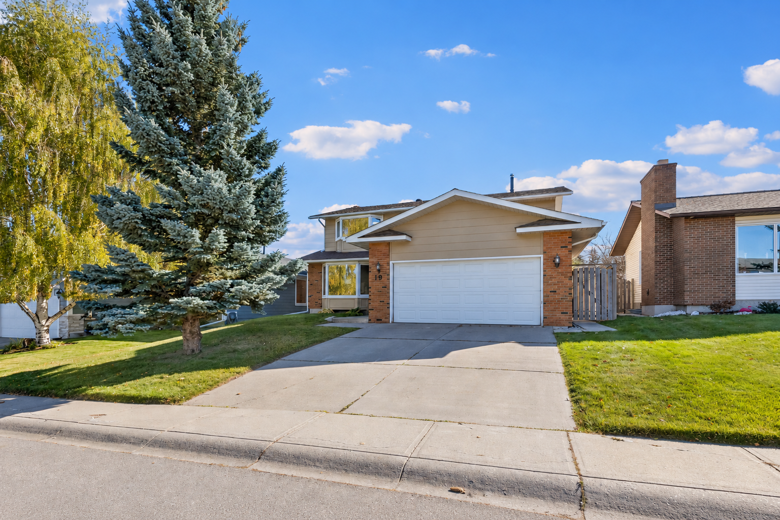 Exterior of 19 Woodbrook Road SW